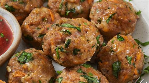 Don't Pass By These Frozen Meatballs At The Grocery Store - YouTube