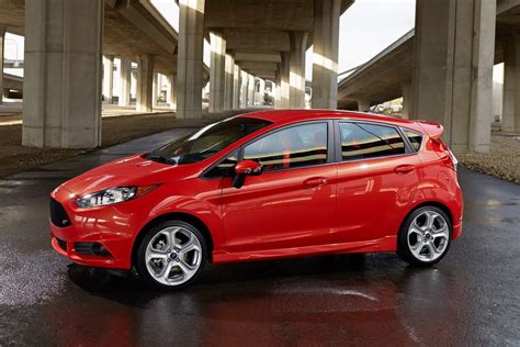 2014 RED Ford Fiesta ST Pictures, Mods, Upgrades, Wallpaper - DragTimes.com