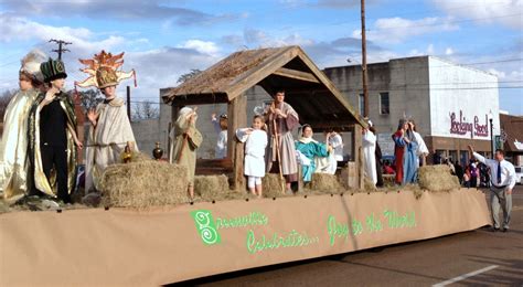 unique christmas themes for church - Google Search | Christmas parade, Christmas parade floats ...