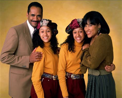 Sister Sister: Sitcom Reunion in the Works Says Tamera Mowry - canceled + renewed TV shows ...