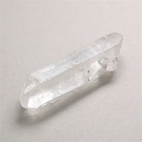 Quartz Crystal Point 5cm 14g – Soul