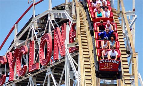 Four Hours of Rides at Luna Park - Coney Island Luna Park | Groupon