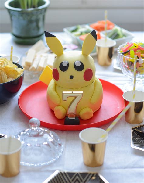 Pokémon Theme Birthday Party with A Pikachu Cake | Kootut murut