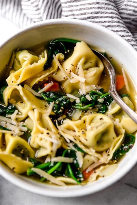 Spinach Tortellini Soup - Skinnytaste