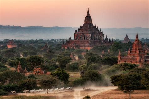 MYANMAR: Cultural Landscapes - LOUIS MONTROSE PHOTOGRAPHY