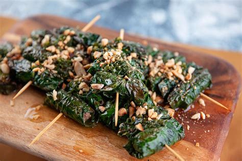 Grilled beef wrapped in betel leaf (Bo la lot) | Recipe | Beef wraps ...