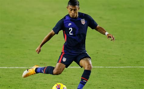 Report: Three European teams are chasing L.A. Galaxy and USMNT star ...