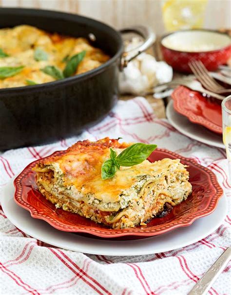 Gluten Free Spinach and Artichoke Skillet Lasagna