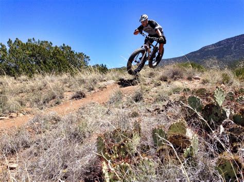 Placitas Trails Mountain Bike Trail in Placitas, New Mexico || SINGLETRACKS.COM