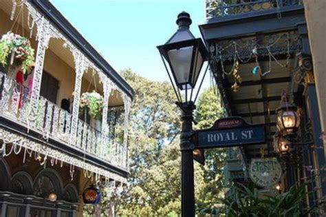 Antique New Orleans Guide to Royal Street Antique Shops and Galleries ...