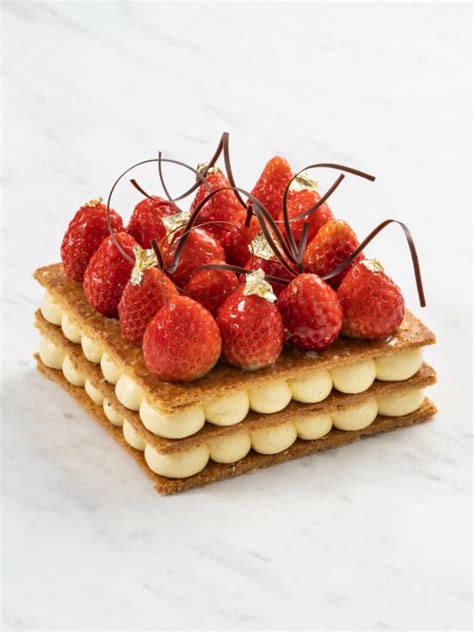 Strawberry Mille Feuille (1lb) - Royal Delights
