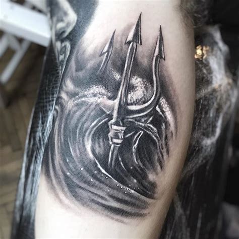 POSEIDON TATTOOS: Meanings, Tattoo Ideas & Tattoo Designs - TATTOOGOTO