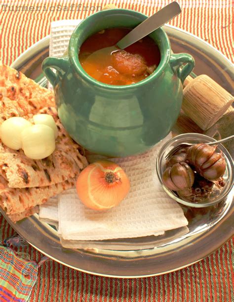 Turmeric & Saffron: Dizi - Traditional Iranian Lamb Chickpea Soup
