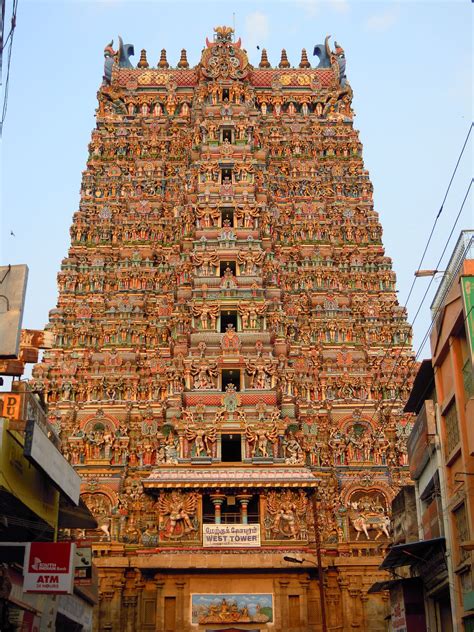 Meenakshi Temple tower/gopuram, Madurai | Temple photography, Ancient indian architecture ...