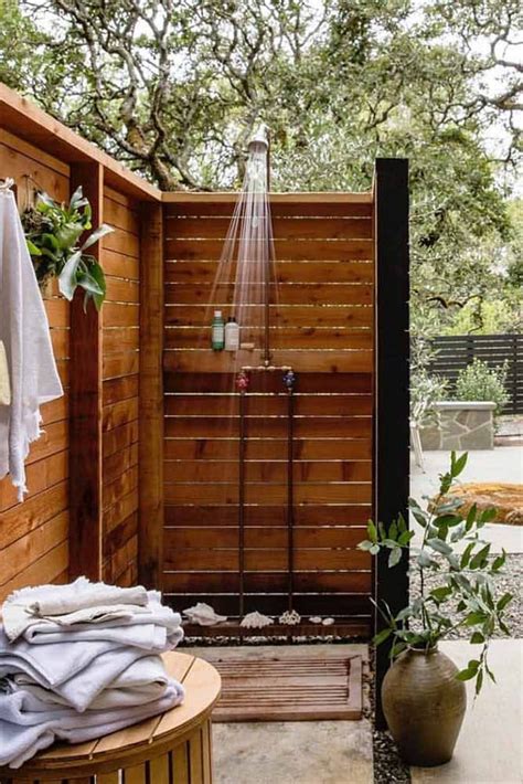 32 Beautiful & Easy DIY Outdoor Shower Ideas - A Piece of Rainbow