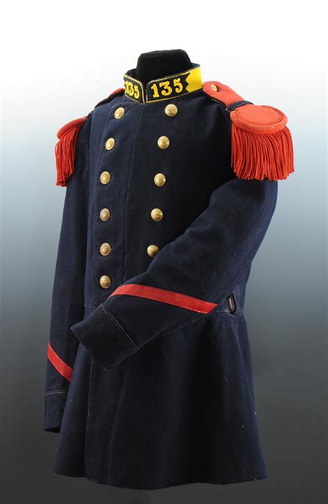 identification - How to identify this probably French Military uniform ...