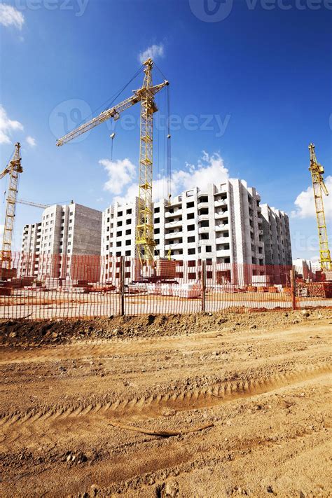 building high-rise construction 9546557 Stock Photo at Vecteezy