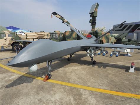 Chinese CASC CH-5 (Caihong 5) Medium-Altitude Long-Endurance (MALE) Armed/Weaponized UAS/UAV ...