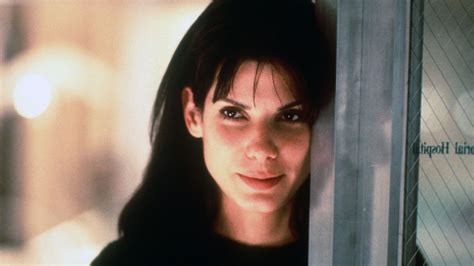 Sandra Bullock’s While You Were Sleeping Should Be a Holiday Go-To