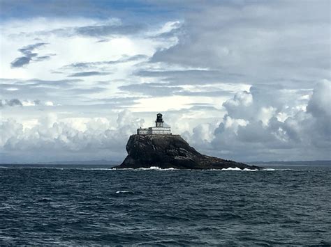 Tillamook Rock Lighthouse, Oregon Coast : r/pics