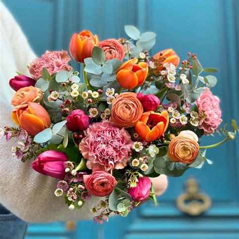 Paris Flower Delivery: 19 Stunning Local Florists Tested and Reviewed - Petal Republic