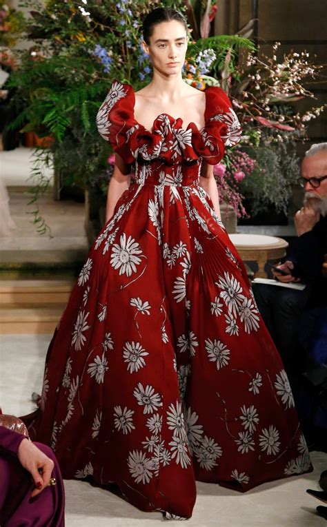 Valentino from Paris Haute Couture Fashion Week Spring 2018 | E! News