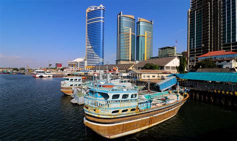 Dar Es Salaam Port Stock Photo - Download Image Now - iStock