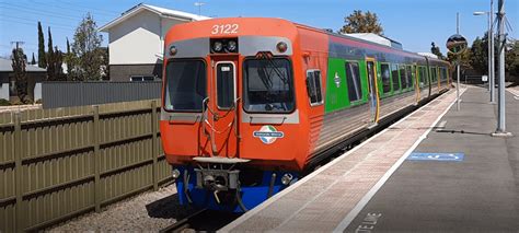 Adelaide Metro rolls out Hybrid train : r/Adelaide