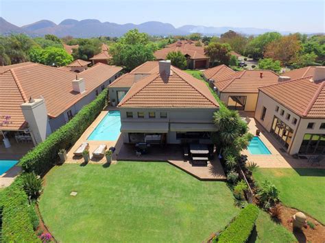 4 Bedroom House For Sale in Pecanwood Estate | RE/MAX™ of Southern Africa