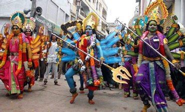 Culture of Hyderabad: Food, Lifestyle and tradition | Jugaadin News