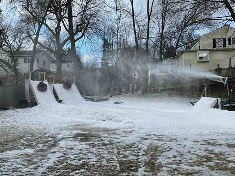 Customer Photos/Videos - Backyard Snowstorm