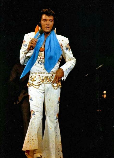 Pin by Anne Bransford on Elvis Aloha Hawaii Concert | Elvis presley ...