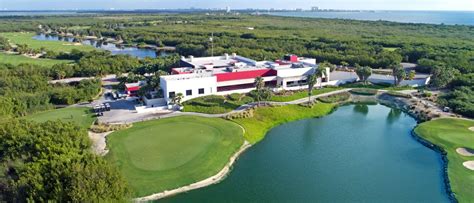 Riviera Cancun Golf Club | Cancun Golf | Local Caddie