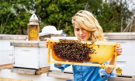 ‘Over the top’: backlash against TikTok’s bee lady not justified, say ...