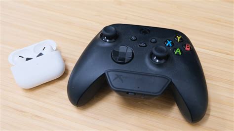 How to connect Bluetooth headphones to the Xbox One, Series S, or Series X | ZDNET