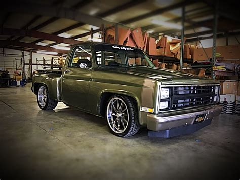 Custom Chevy Trucks: Square Body Stepside Pro Touring C10