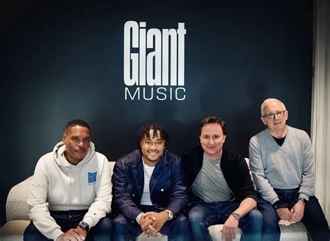 Rising Rap Artist Tay B Signs With Giant Music - Pollstar News