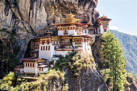 Monasteries in Bhutan - Finding Solace in the Divine monasteries