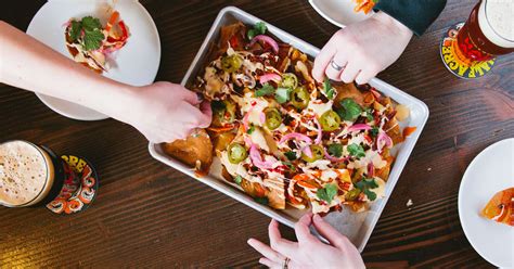 Best Nachos in America to Try Right Now - Thrillist