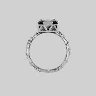 VAULT. Square Onyx & Ivy Ring - Silver – REGALROSE