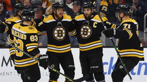 Best team in NHL history? Bruins could join conversation