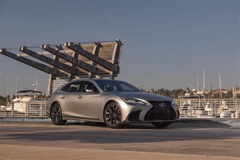 2022 Lexus LS stays sensible, adds safety and more luxe interior finish availability - CNET