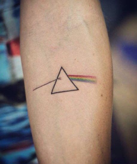 Tattoo Dark Side ou the Moon | Pink floyd tattoo, Prism tattoo, Tattoos