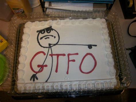 21 Farewell Cakes That Employees Got From Their Savage Coworkers On ...