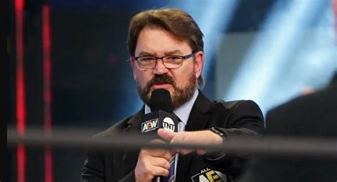 Tony Schiavone Reveals His AEW Contract Expires in April 2023