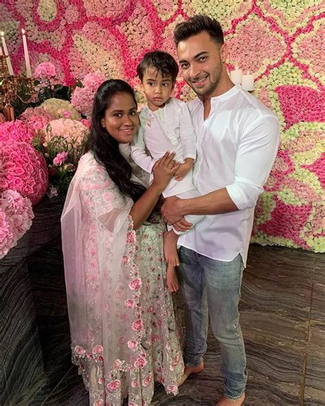 Arpita Khan Sharma Flaunts Baby Bump In Family Portraits With Aayush And Ahil From Maldives Holiday