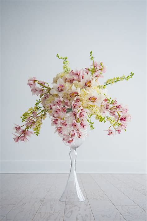 Flower Shops | Florists | Flower Delivery Edmonton | Cerise Floral Studio