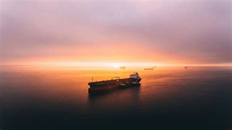 LNG tankers to double in price - WSJ