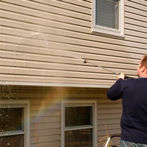 8 Best Vinyl Siding Cleaners | The Family Handyman