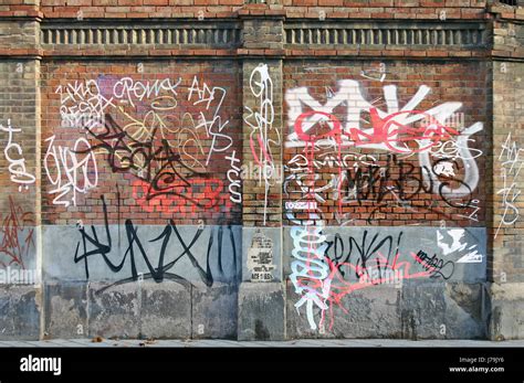 wall graffiti abstract background emo fonts gang ghetto graffiti grunge grungy Stock Photo - Alamy